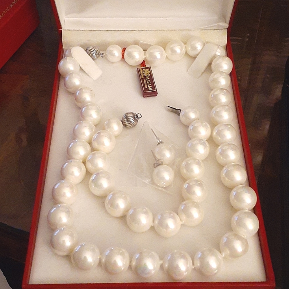MASAMI FINE JEWLERY PEARL SET NIB
